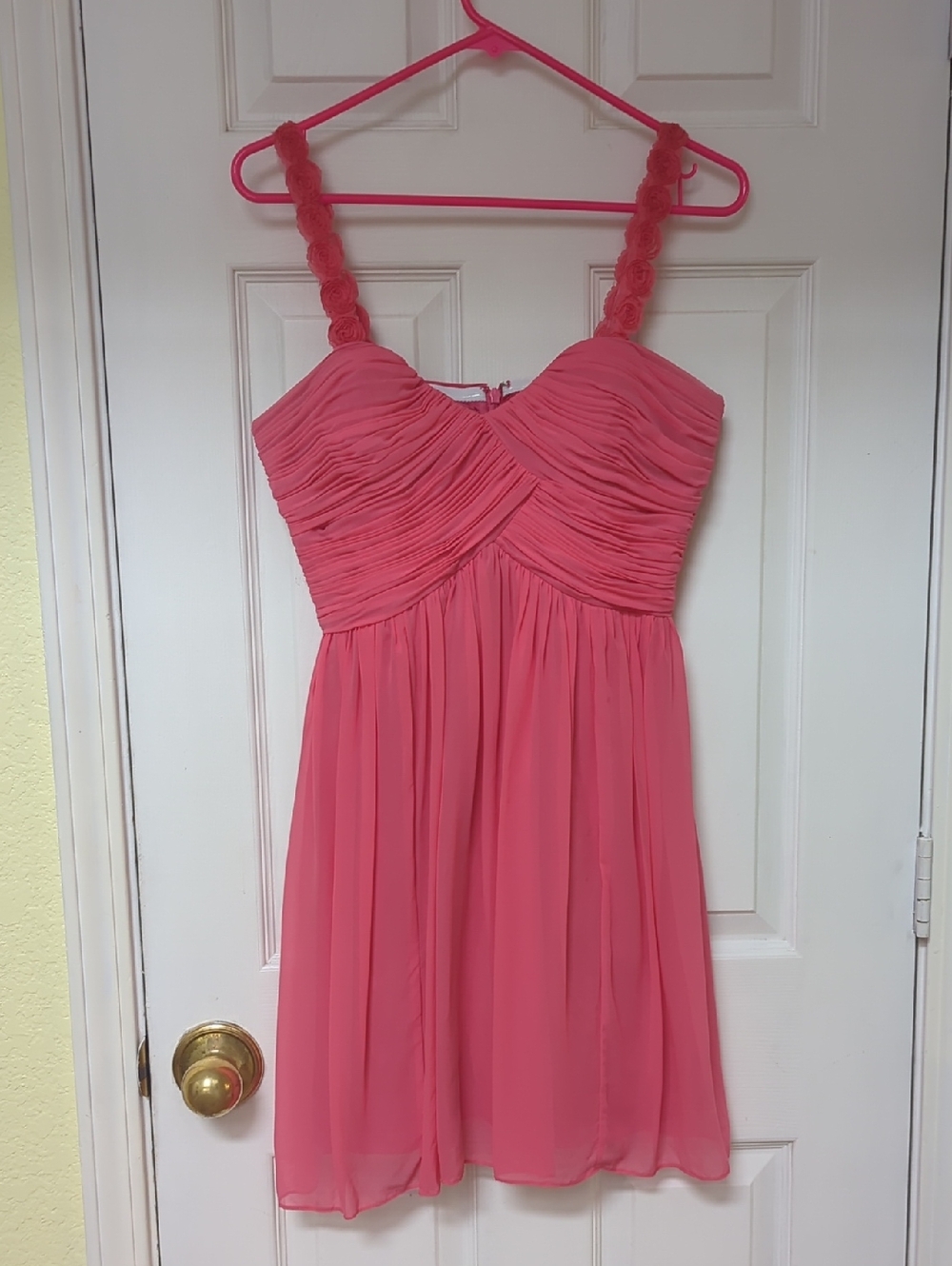 Donna Morgan  Pink  Dress Size 6-Spring/Graduation Dress